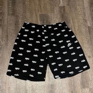 MenNike black and white shorts